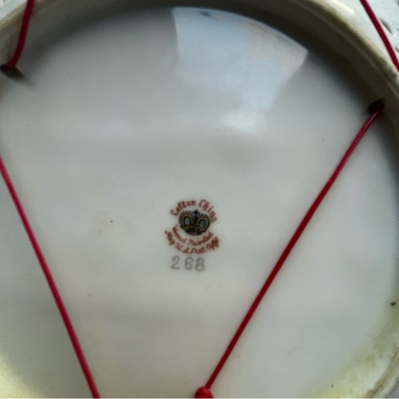 Vintage Collectible Lefton China Reticulated Hand Painted Pear Fruit Plate - Picture 3 of 3